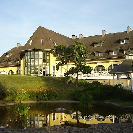 Hotel Familia ซามาร์ดี ภายนอก รูปภาพ
