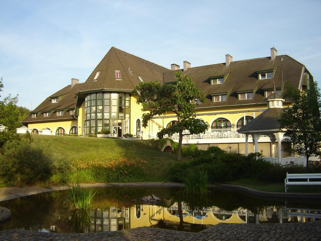 Hotel Familia ซามาร์ดี ภายนอก รูปภาพ