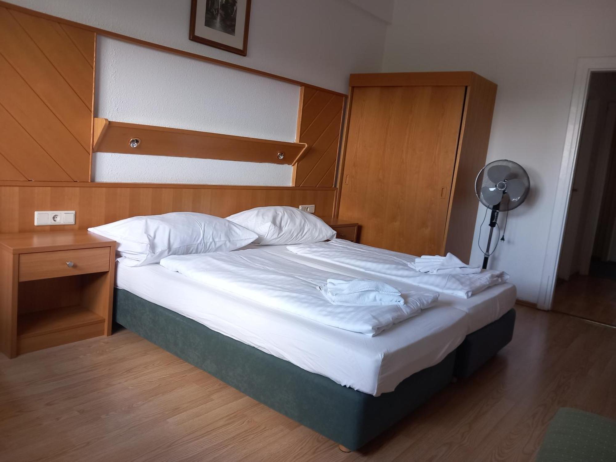 Hotel Familia ซามาร์ดี ห้อง รูปภาพ